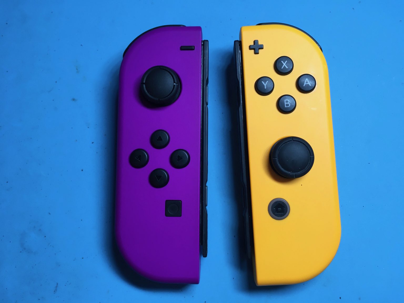 With the influx of custom joycon designs